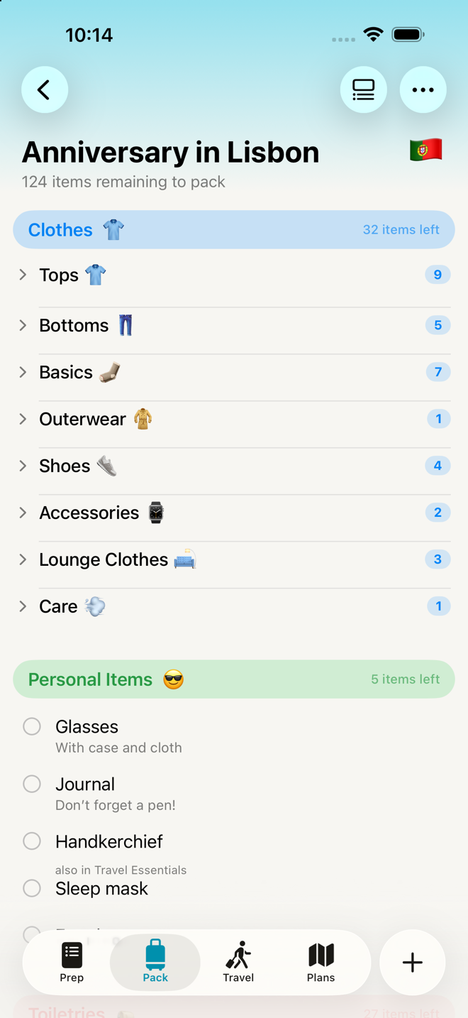 the Pack tab with Clothes collapsed to its group rows, each showing a count.